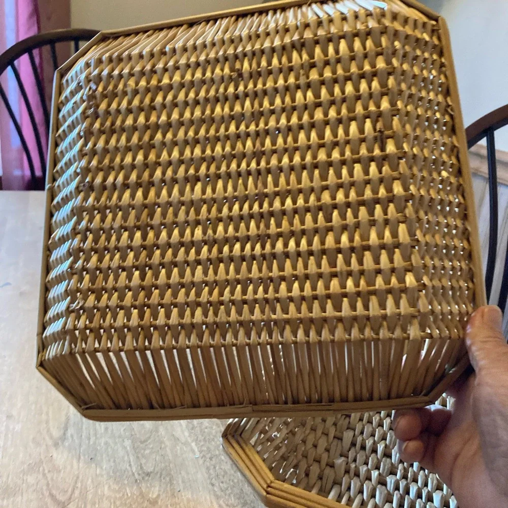 Set of two wicker nesting food trays - Picture 4 of 5